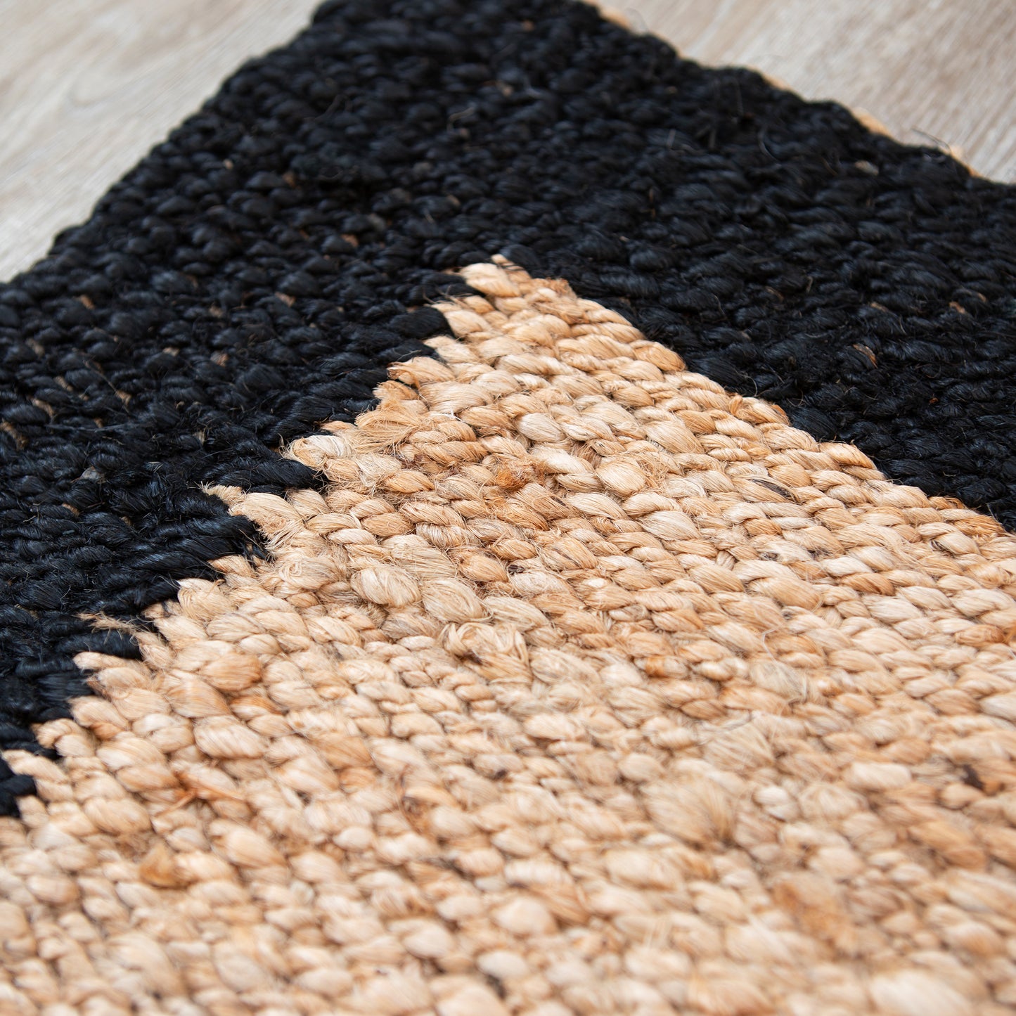 Woven-Border Jute Mats - Natural/Black