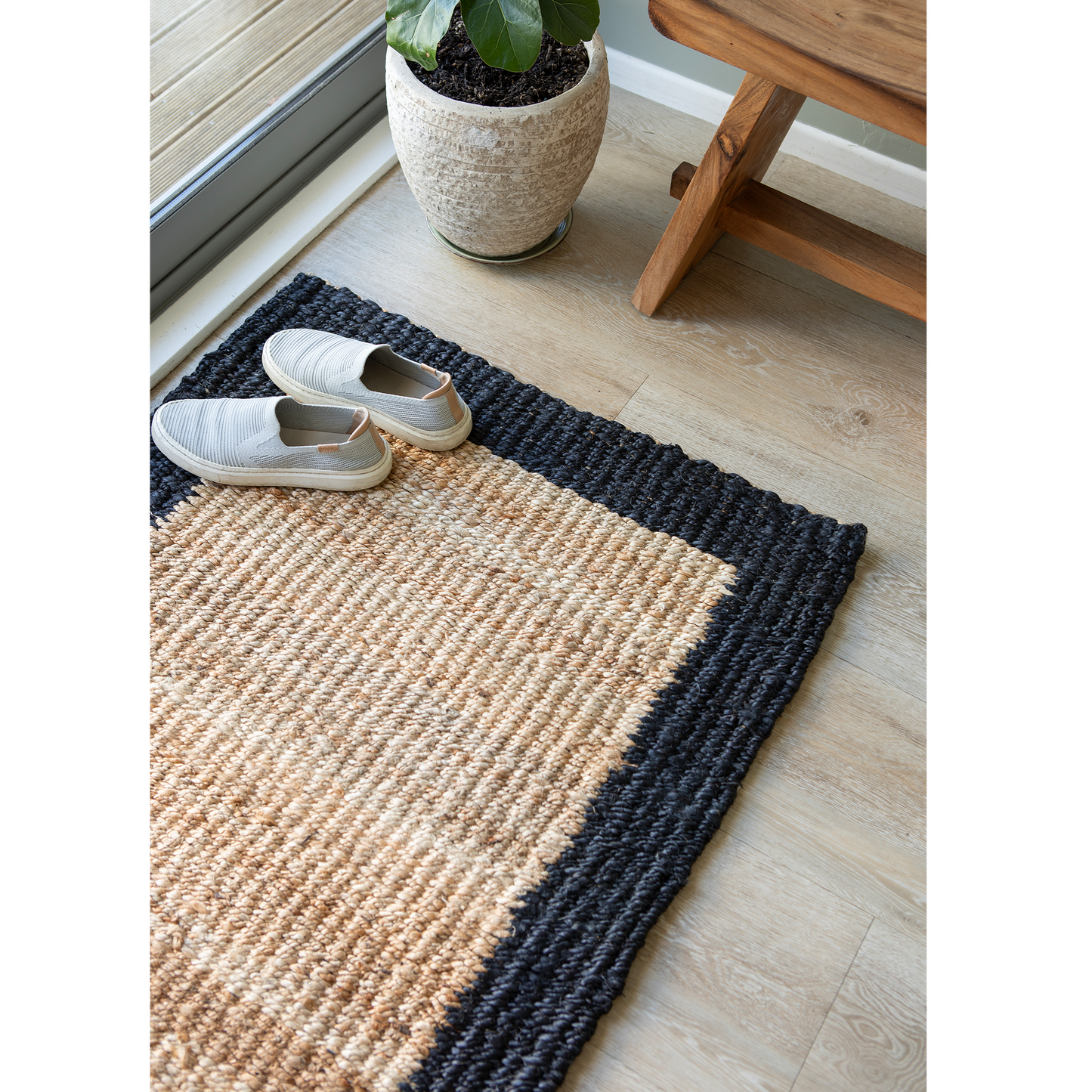 Woven-Border Jute Mats - Natural/Black