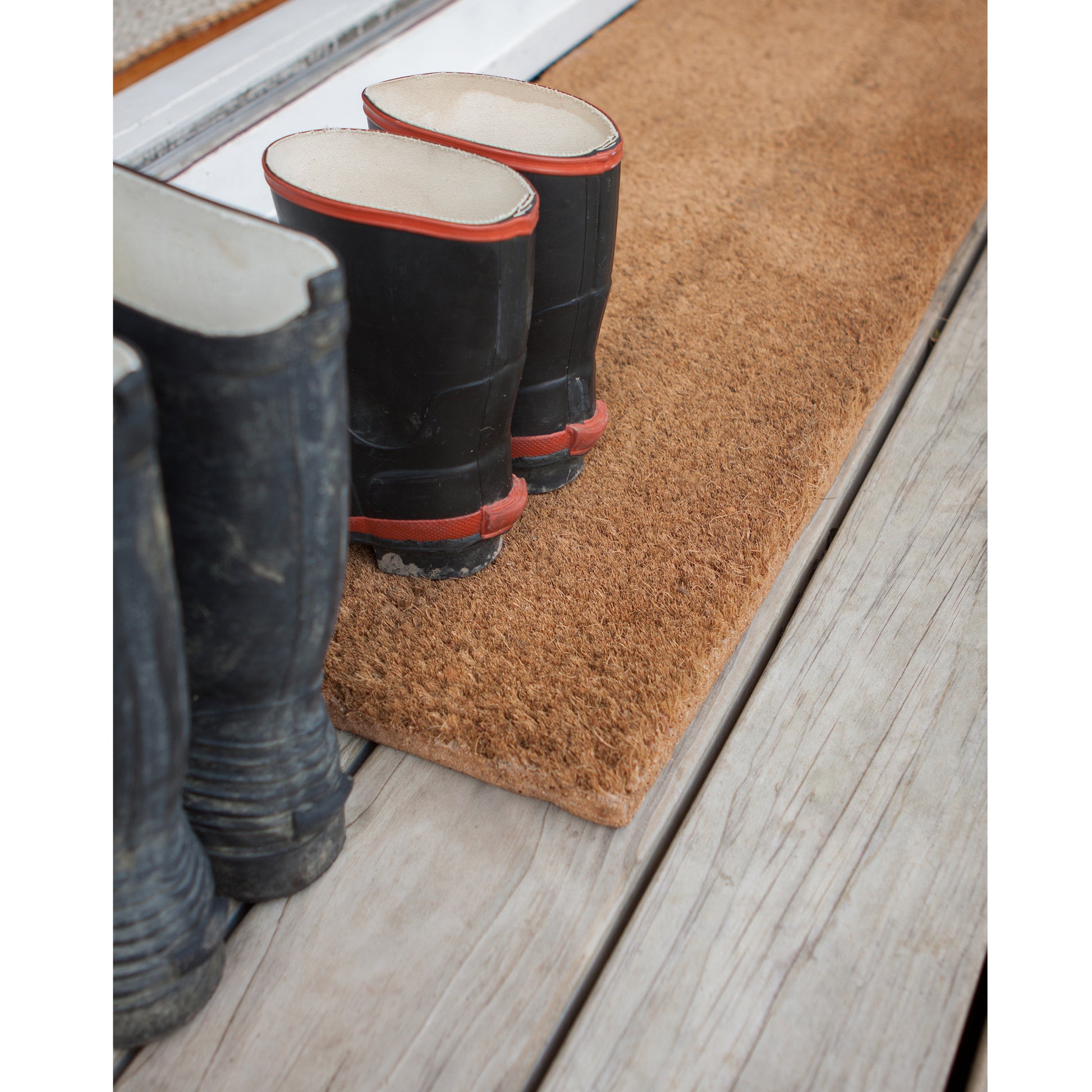 100% Natural Coconut Fibre (Coir). Keep the mud and dirt at the doorstep. These tough door mats are very hard-wearing and have a thick bristle to brush. The best for the job. Made in India. Available in 7 sizes.